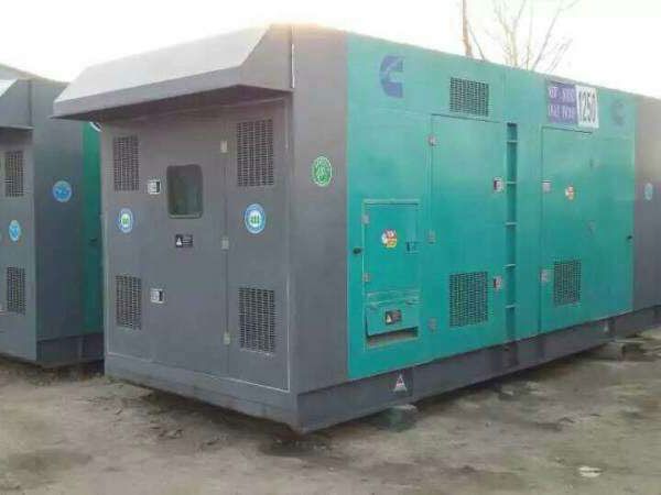 索县合同中关于工期延误的责任如何界定和处理？